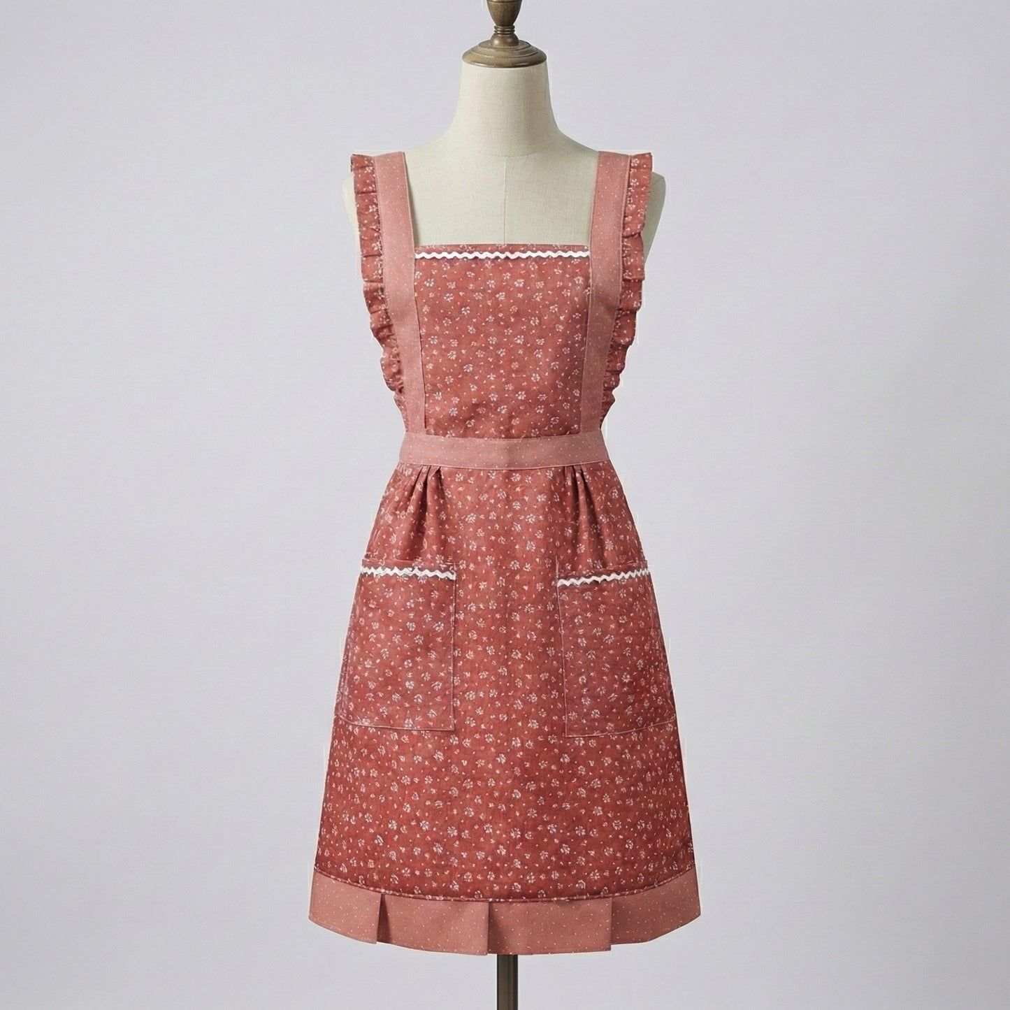 Floral Print Kitchen Apron with Ruffled Trim Adjustable Waist Ties and Front Pockets