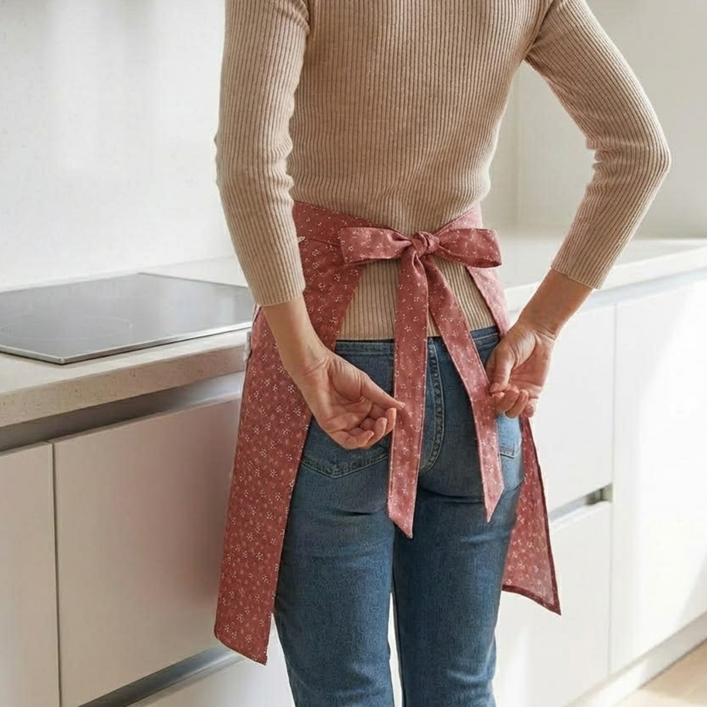 2-Piece Printed Waist Apron Set with Pockets and Tie Closure