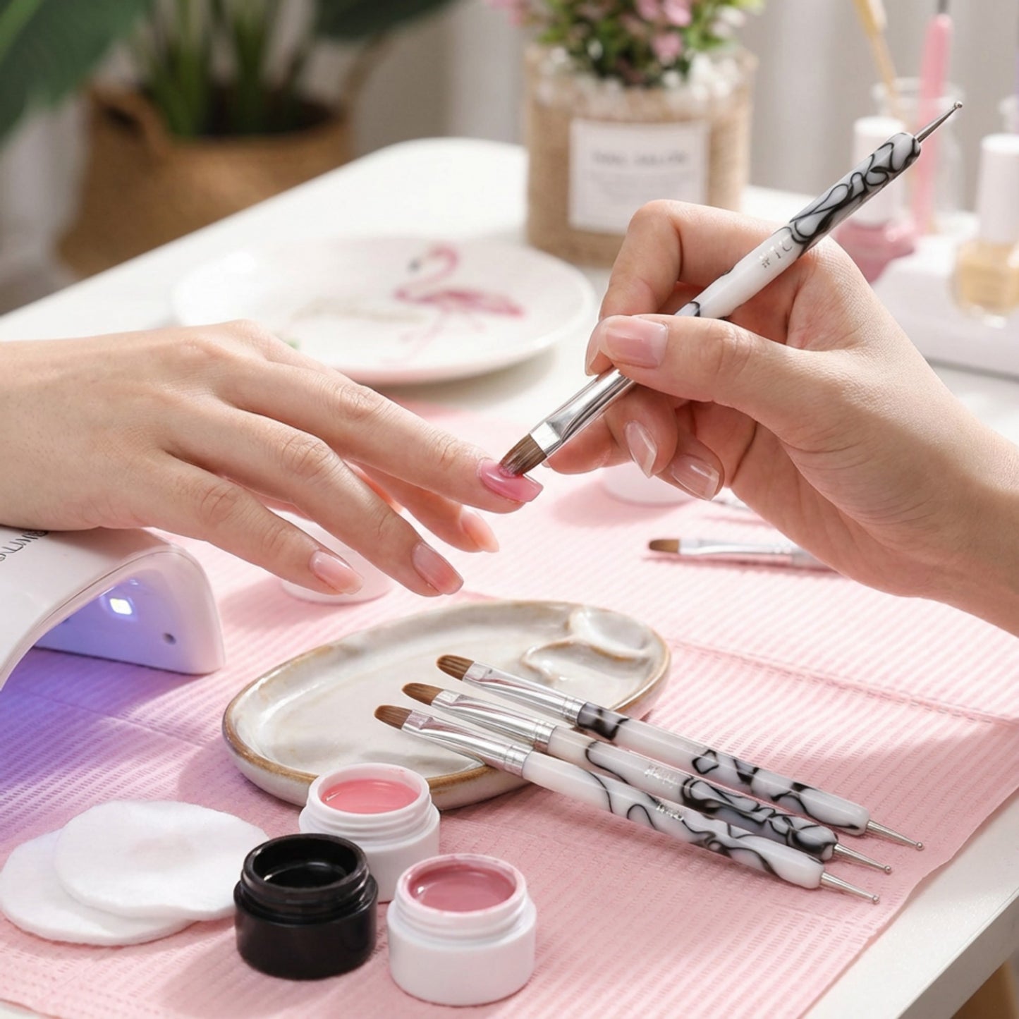 4-Piece Nail Art Brush Set with Dual-Ended Precision Tips for Gel Acrylic and Detail Design
