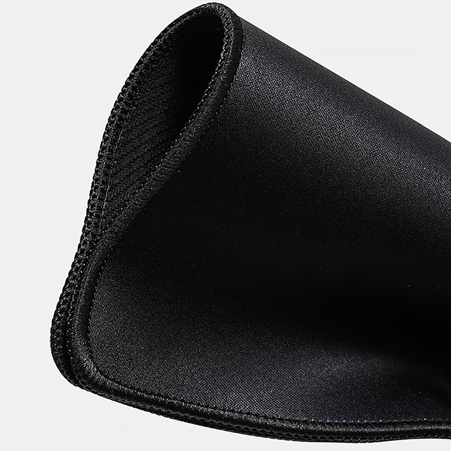 Solid Fabric Surface Mouse Pad with Anti Slip Rubber Base for Smooth Daily Use