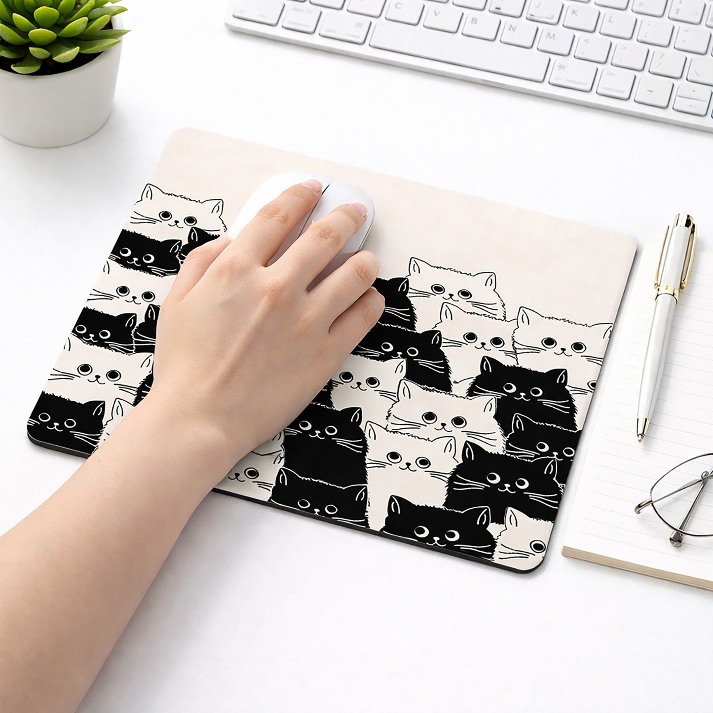 Cute Cat Graphic Non Slip Mouse Pad for Desk and Office Use
