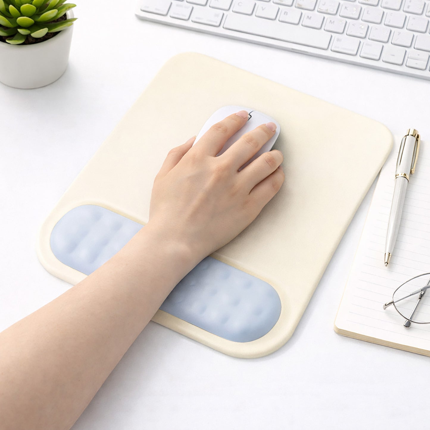 Minimalist Ergonomic Wrist Support Mouse Pad