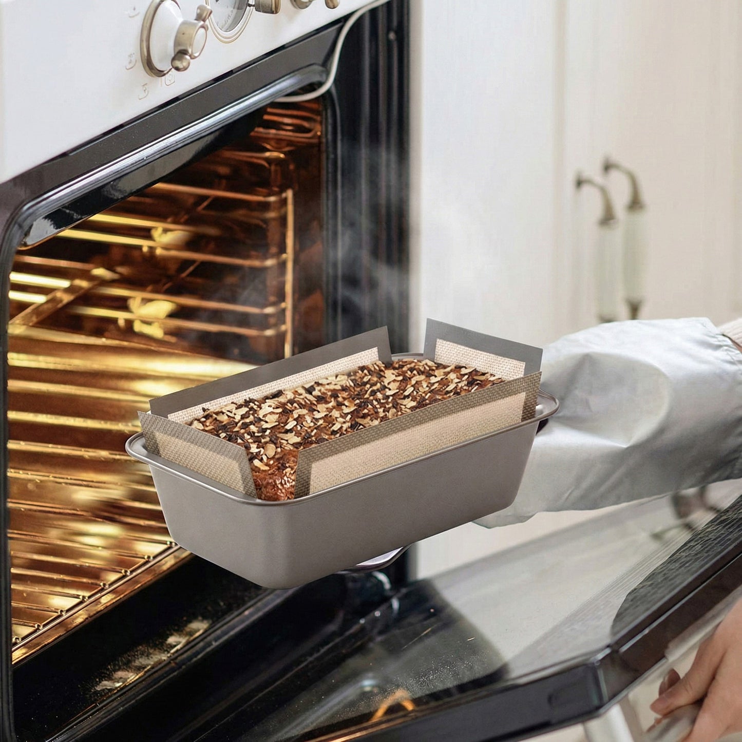 3-Piece Reusable Loaf Pan Liner with Nonstick Mesh and Easy Lift Design