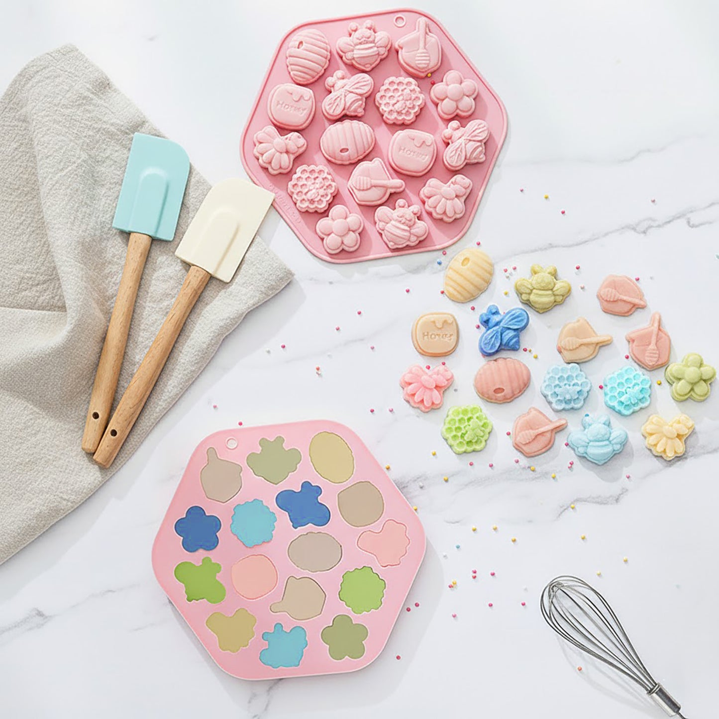 2-Piece Honey Bee Silicone Baking Mold Set Nonstick Flexible Chocolate Candy Dessert Mold