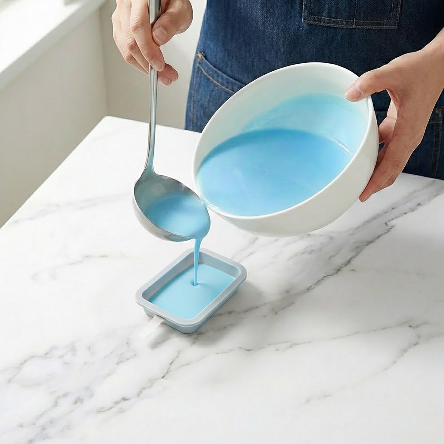 2-Piece Silicone Popsicle Mold Set Reusable Nonstick Ice Pop Maker with Easy Release Design