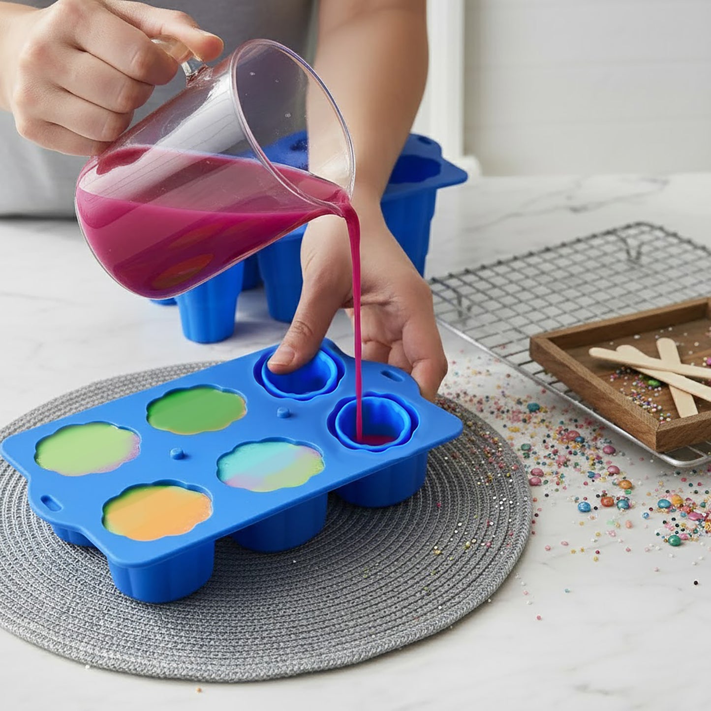 6-Cavity Silicone Popsicle Mold with Reusable Lid Flexible Nonstick Frozen Treat Tray