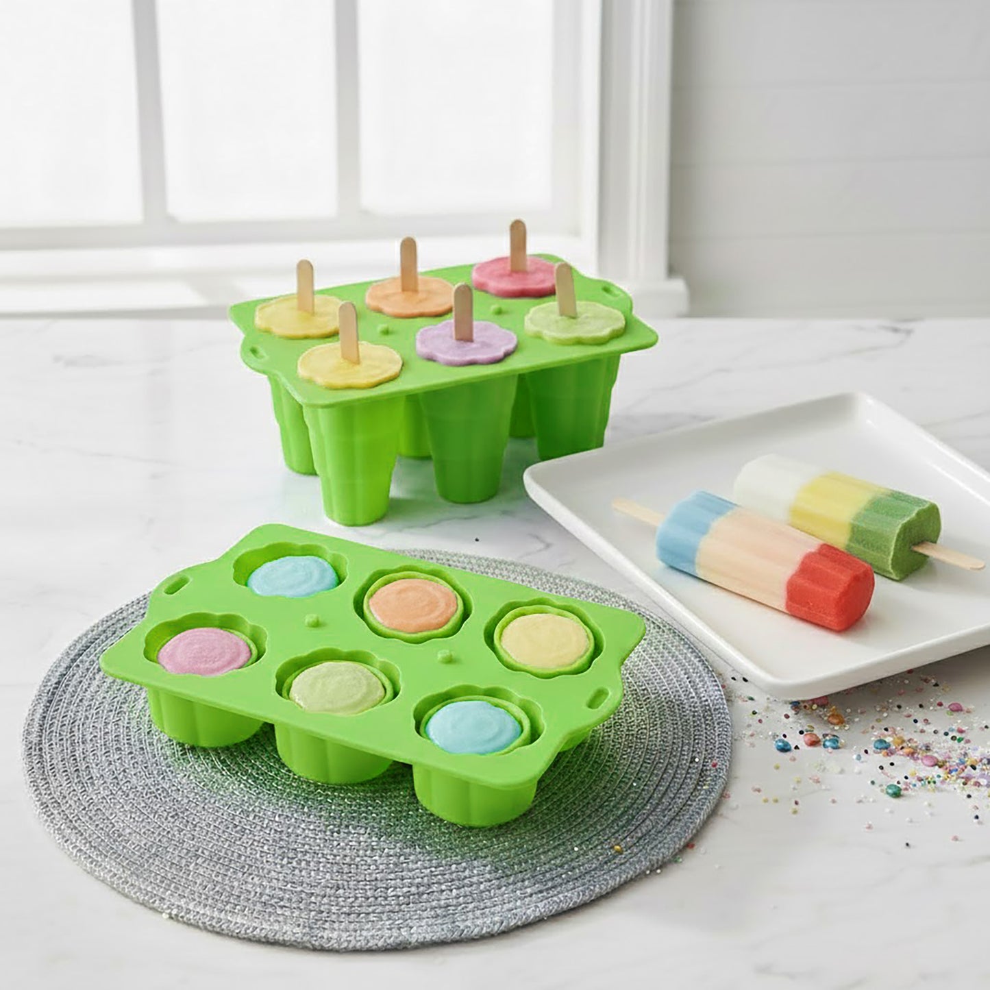 6-Cavity Silicone Popsicle Mold with Reusable Lid Flexible Nonstick Frozen Treat Tray