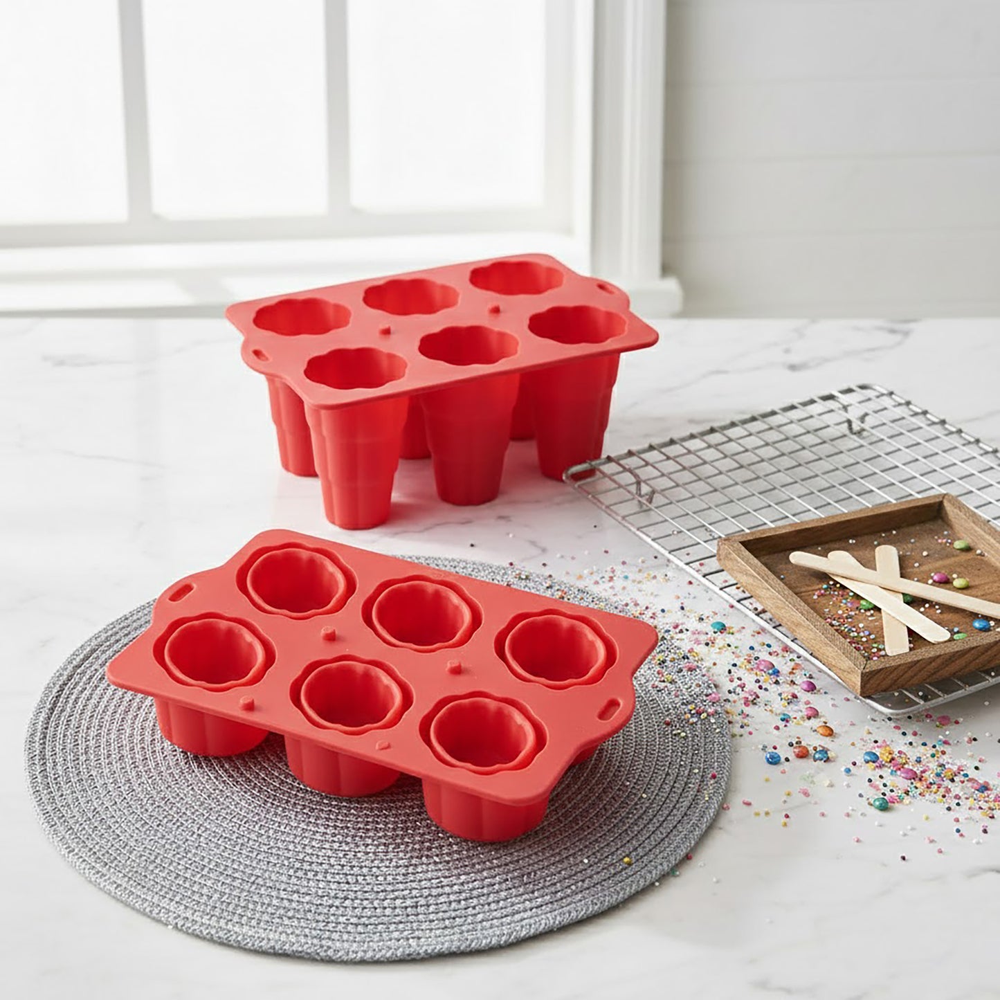6-Cavity Silicone Popsicle Mold with Reusable Lid Flexible Nonstick Frozen Treat Tray