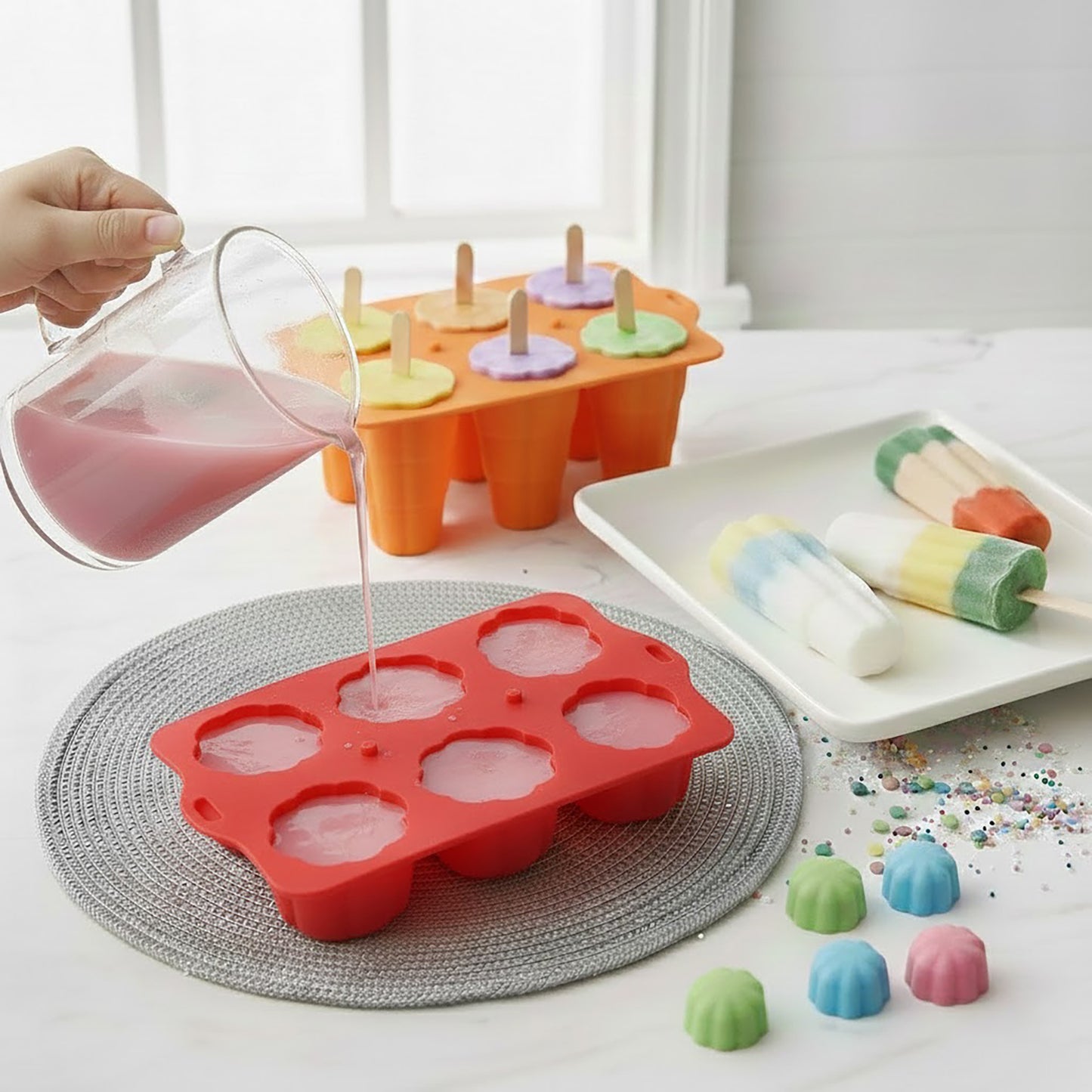 6-Cavity Silicone Popsicle Mold with Reusable Lid Flexible Nonstick Frozen Treat Tray