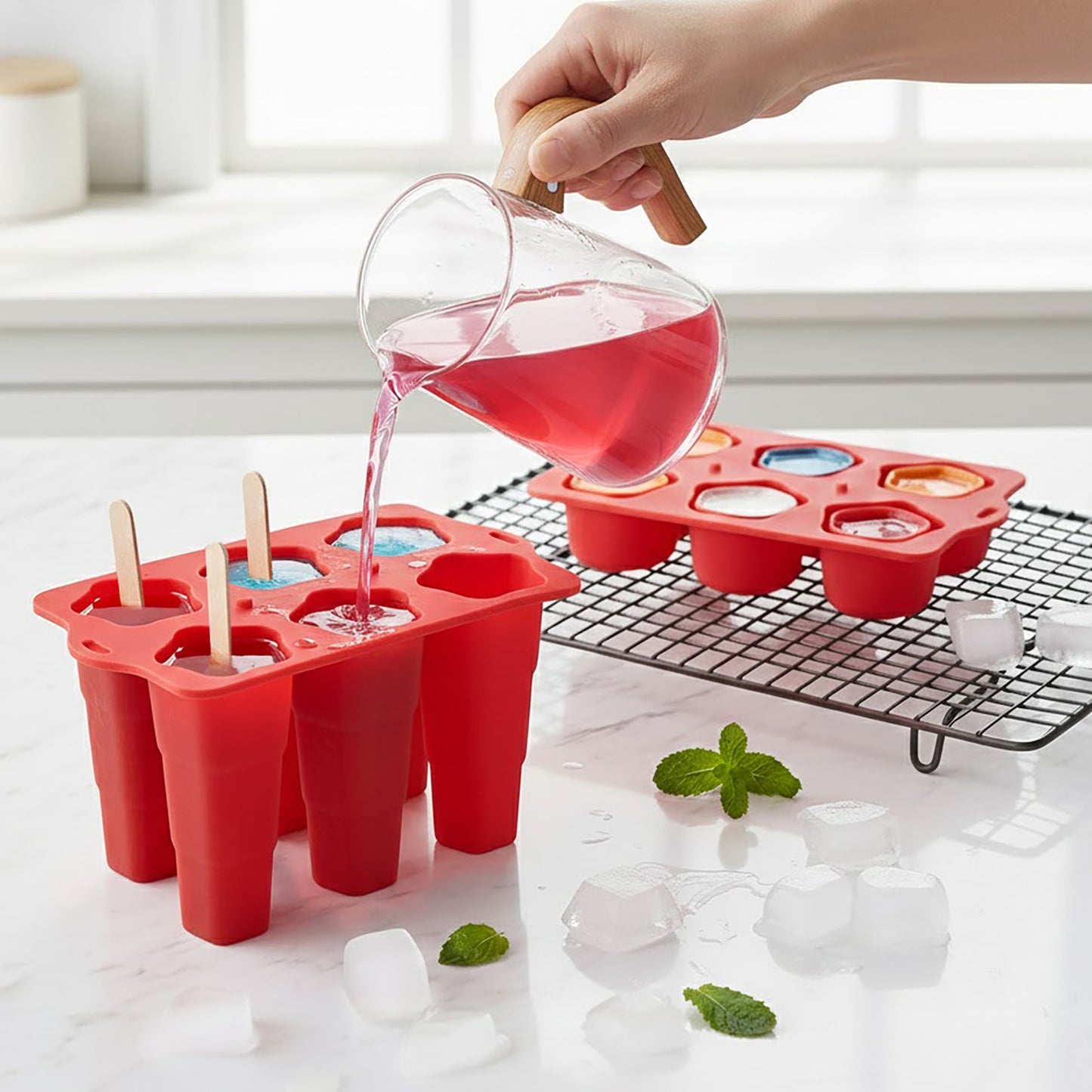 Silicone Popsicle Mold with Lid Reusable Ice Pop Maker Tray with 6 Cavities