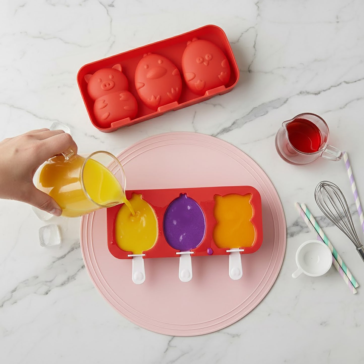 Silicone Animal Ice Mold Tray Cute Pig Duck Chick Shape Reusable Freezer Mold Set 2 Piece
