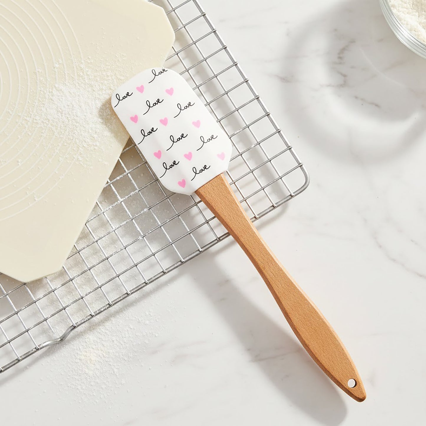 Silicone Spatula Set XO Heart Print Wooden Handle Heat Resistant Baking Mixing Kitchen Tools 3 Piece