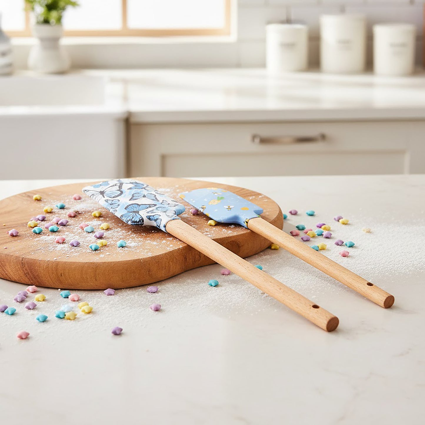Silicone Spatula Set with Wooden Handles Bee Print Heat Resistant Kitchen Baking Tools 2 Piece