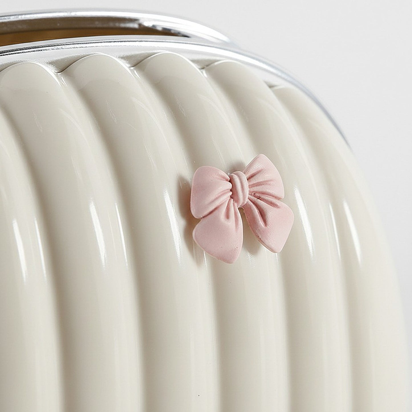 Ribbed Decorative Tissue Holder with Handle and Bow Accent