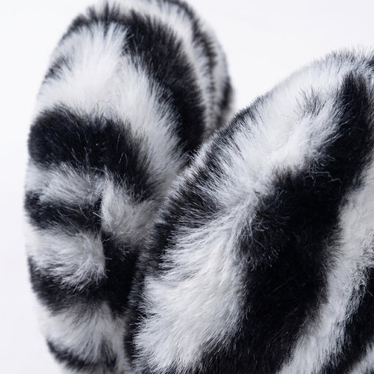 Tiger Print Plush Headphone Case for AirPods Max, Cute Furry Protective Cover with Soft Lining