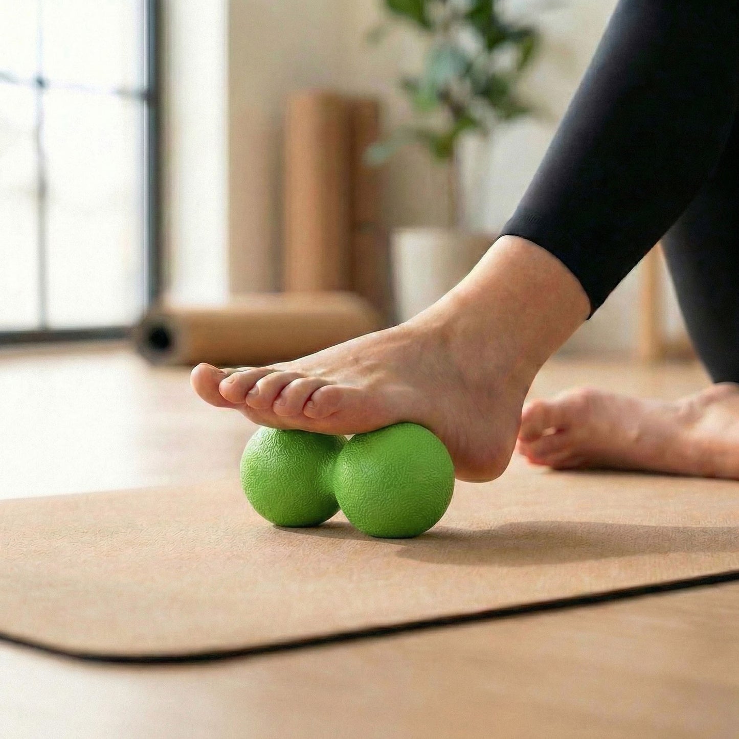 2-PC Peanut Massage Ball for Deep Tissue Back and Foot Muscle Relief