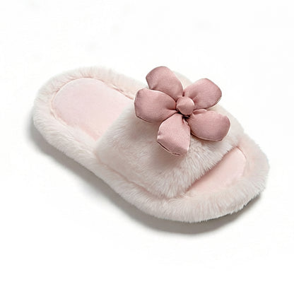 Plush Indoor Slide Slippers with 3D Floral Detail and Cushioned Sole Design