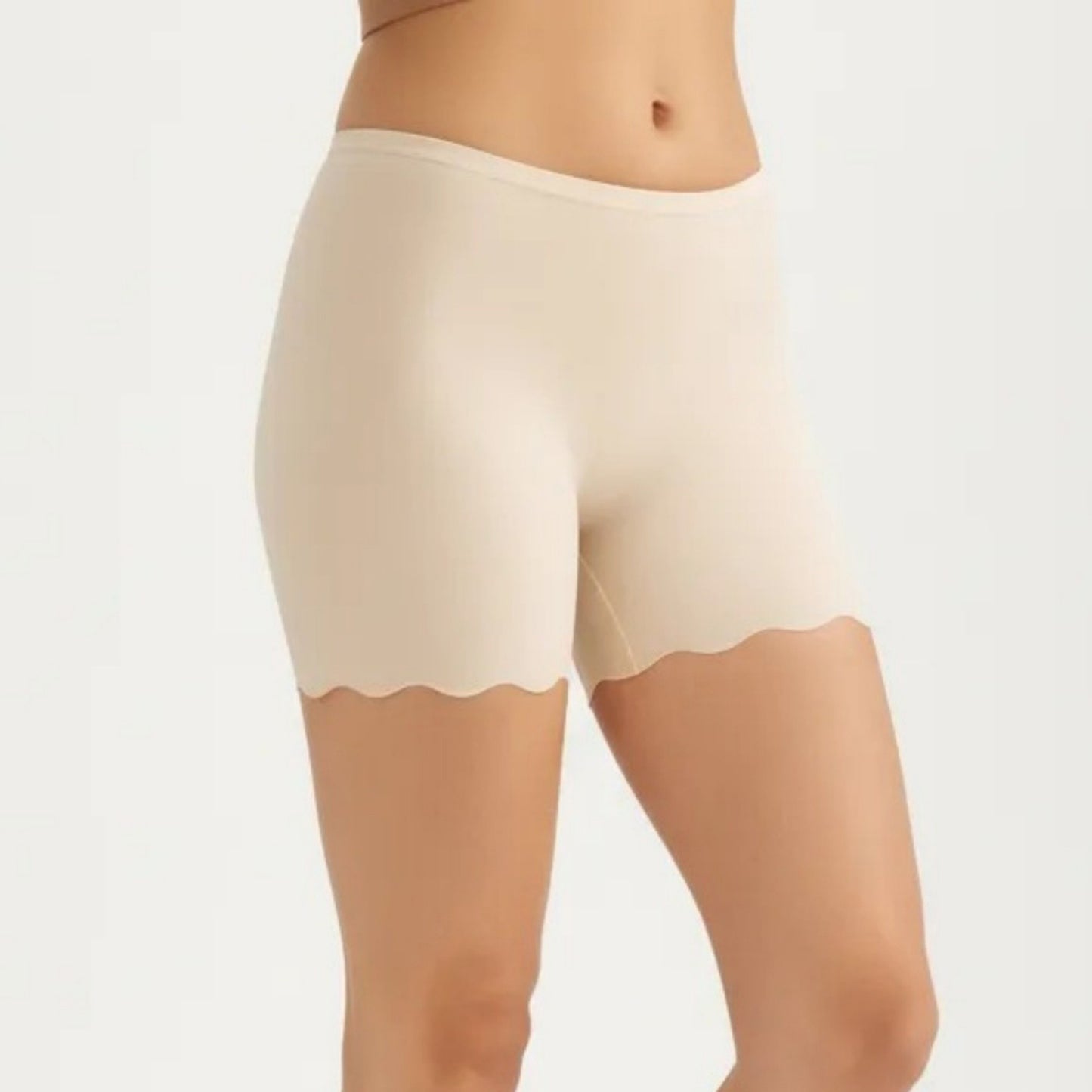 Seamless Shaping Shorts with Scalloped Hem, High Stretch Fit and Smooth Lightweight Design