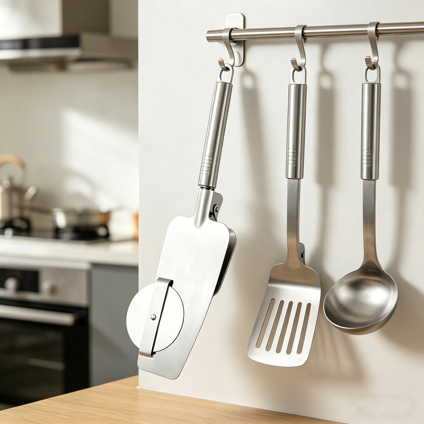 Stainless Steel Pizza Cutter and Server Spatula with Rolling Blade Foldable Handle Kitchen Tool