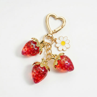 Strawberry Charm Keychain with Daisy Pendant and Heart Clip Decorative Bag Charm Accessory