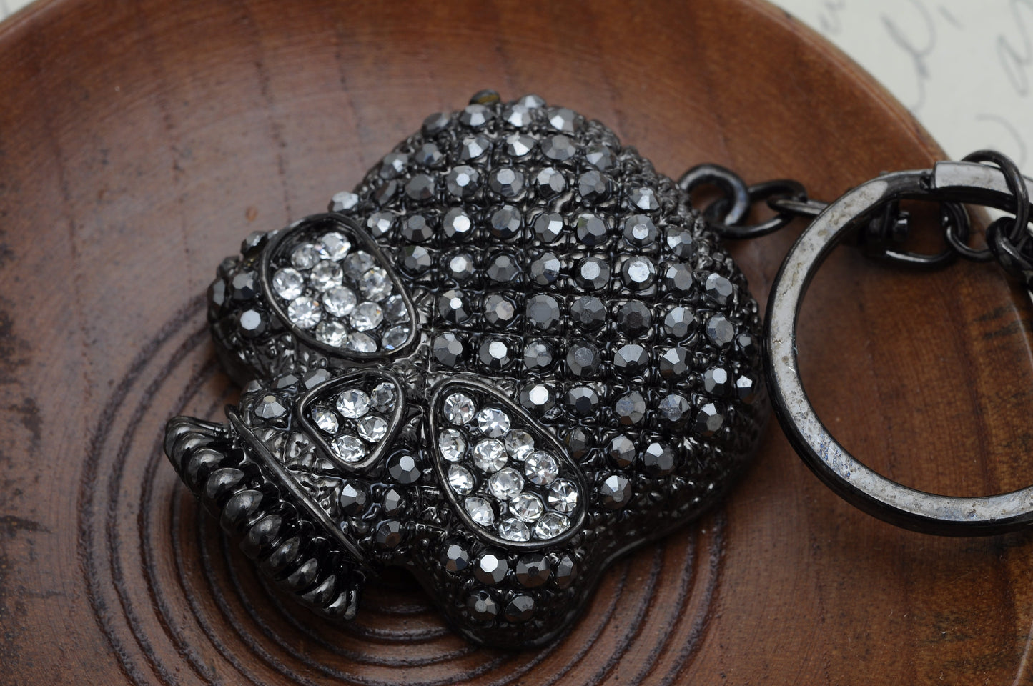 Gun Grey Gothic Creepy Black Skull Head Key Chain
