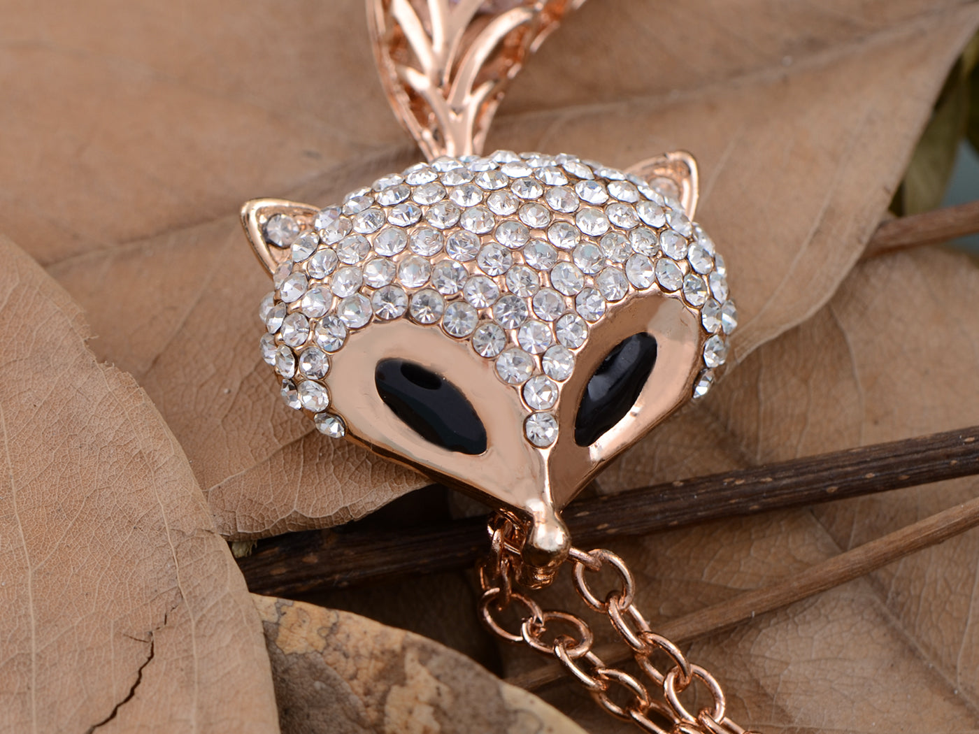 Rose Black Eyed Fox Tail Necklace