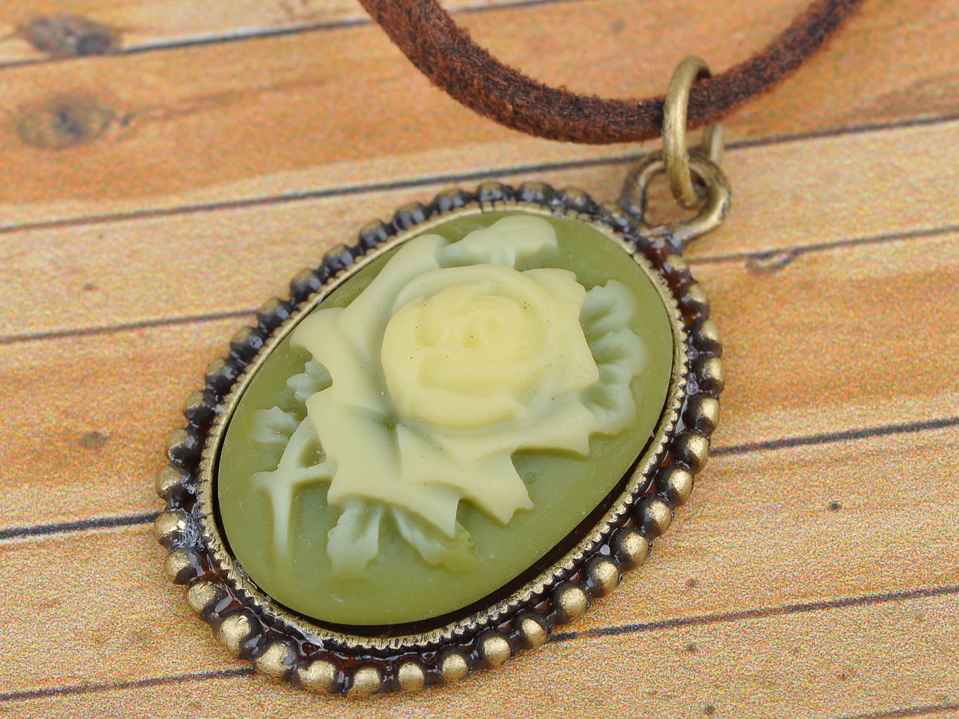 Antique Vintage Suede Green Enamel Rose Oval Pendant Necklace