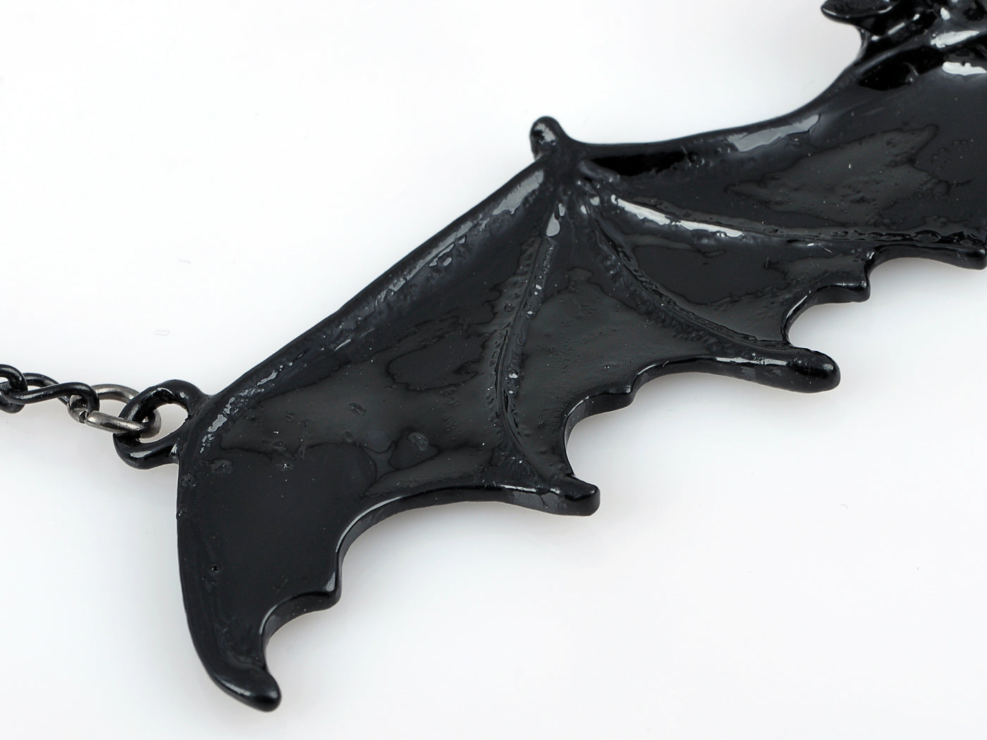 Frightening Halloween Black Enamel Paint Flying Bat Chain Necklace Pendant