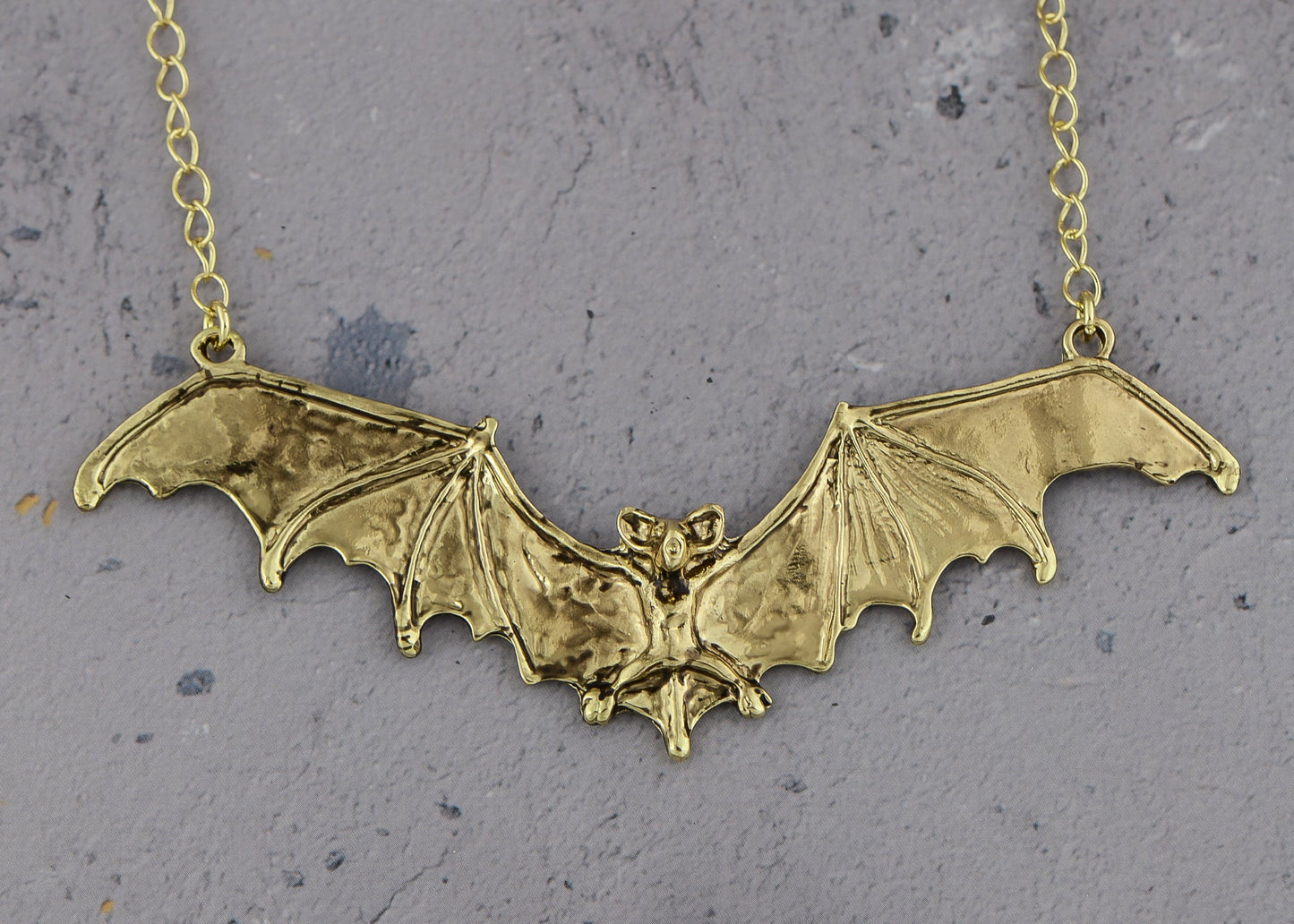 Frightening Halloween Black Enamel Paint Flying Bat Chain Necklace Pendant