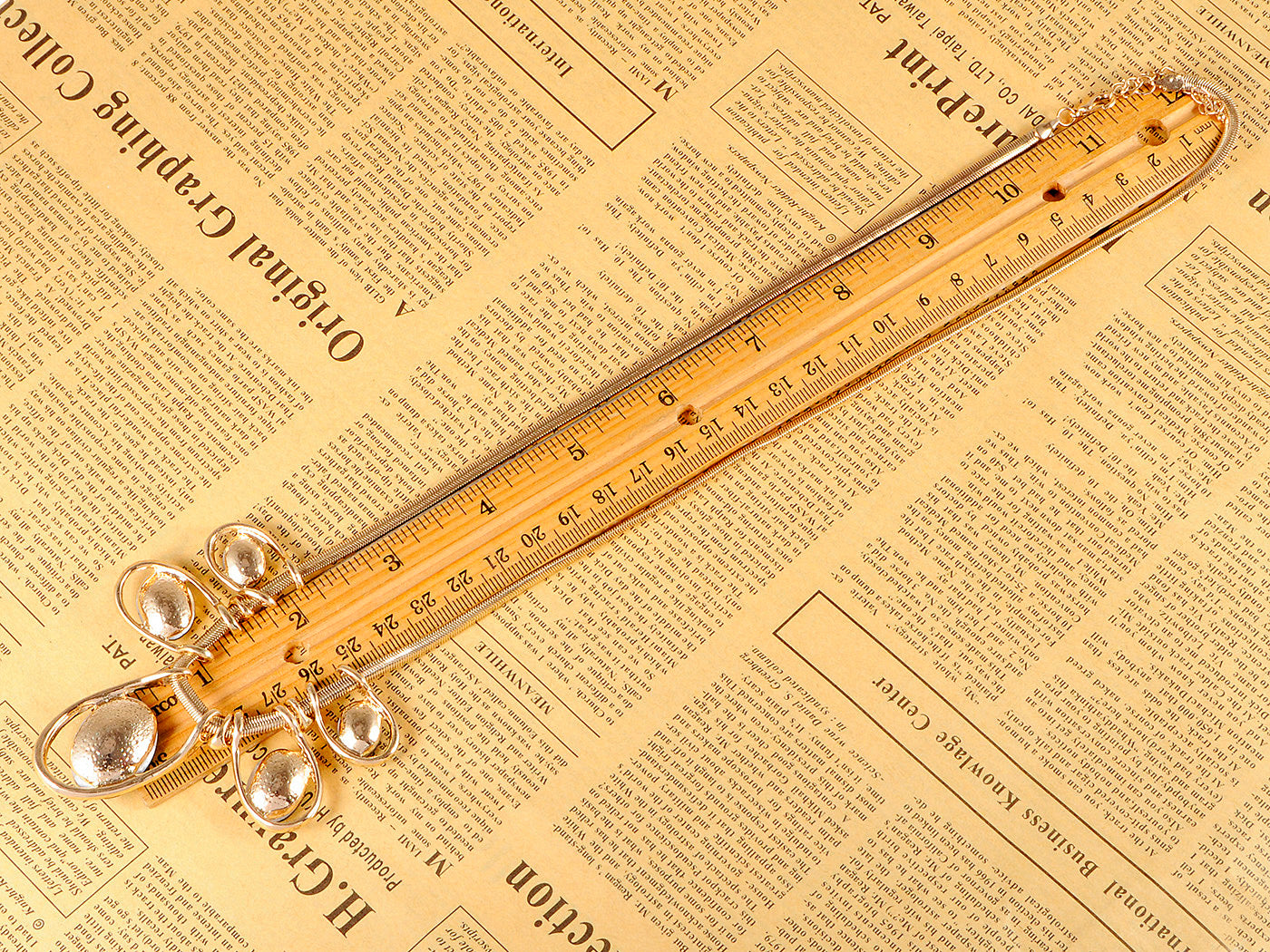 Oval Emerald Gemss Classic Necklace