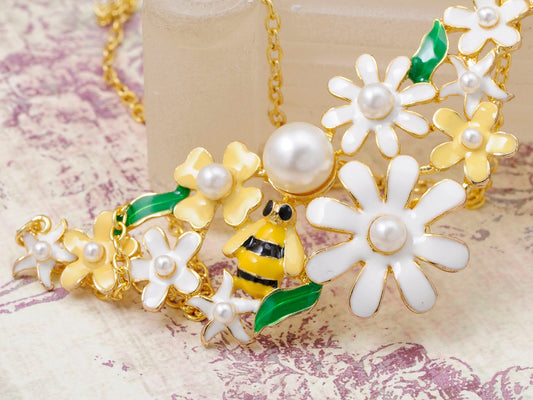 Bumble Bee Carnation Floral Spring Flower Pearl Beaded Collars Fancy Necklace