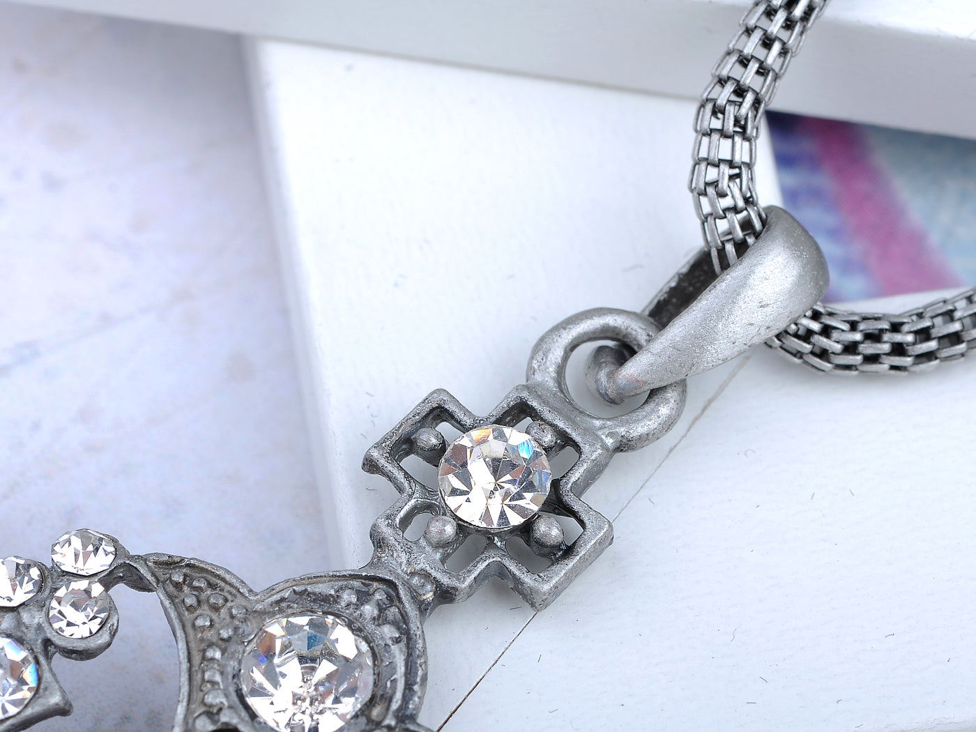 Queen Crown Princess Pendant Necklace