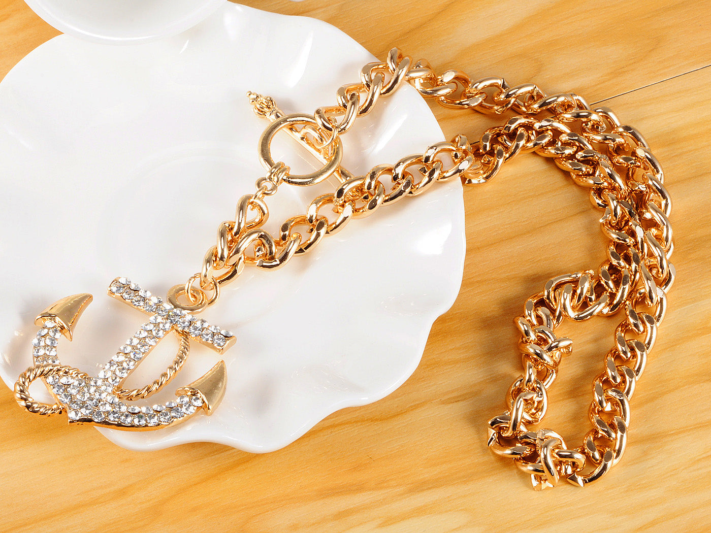 Embellished Anchor Pendant Short Chain Necklace