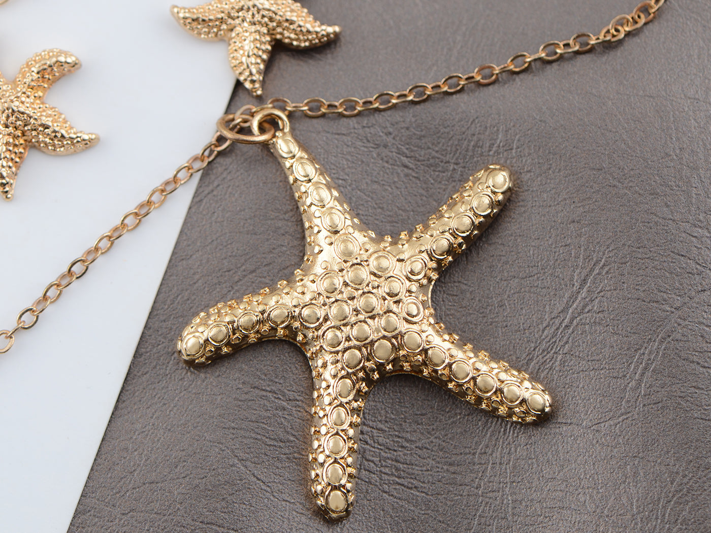 Layered 2 Chains Dangling Textured Starfish Pendant Beach Bride Bib Necklace