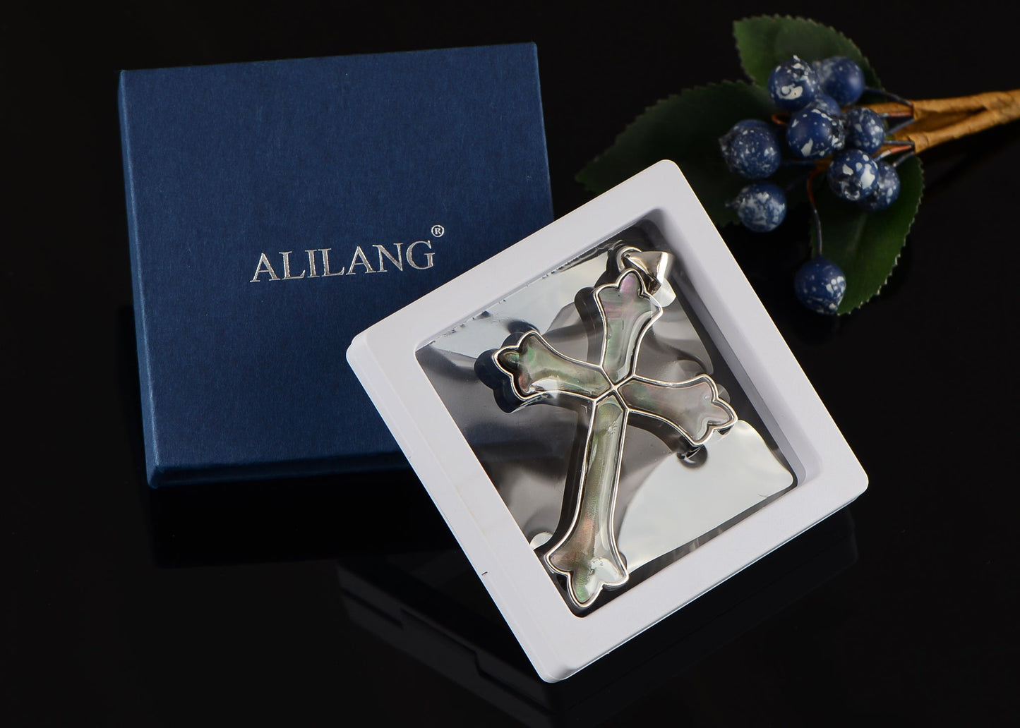 Alilang Vintage Inspired Silvery Tone Abalone Shell Religious Cross Pendant Necklace