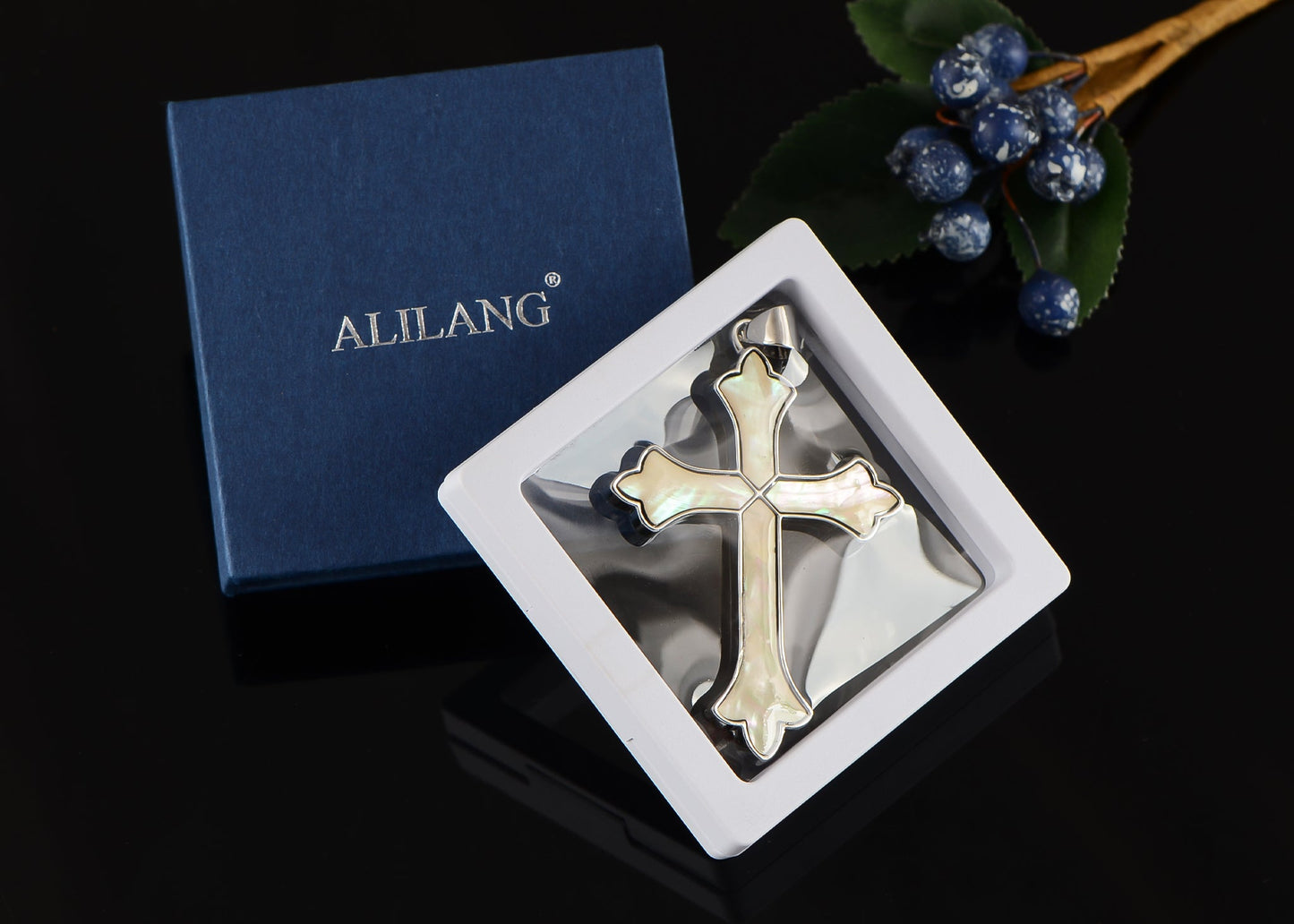 Alilang Vintage Inspired Silvery Tone Abalone Shell Religious Cross Pendant Necklace