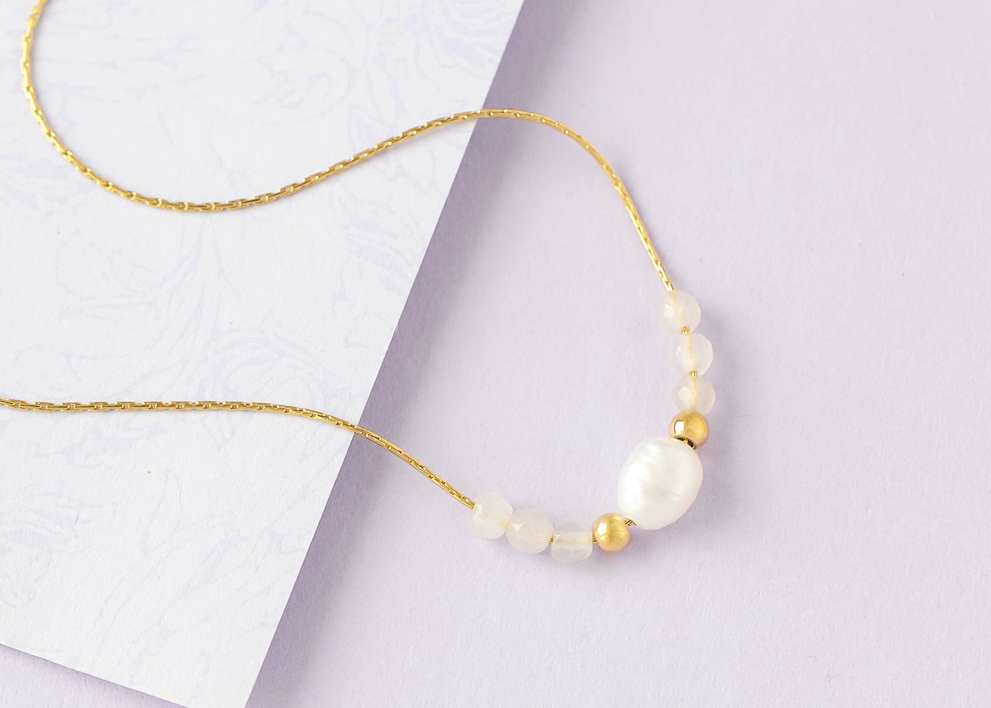 Pearl Pendant Necklaces for Women Dainty Gold Plated Chain Beach Necklace