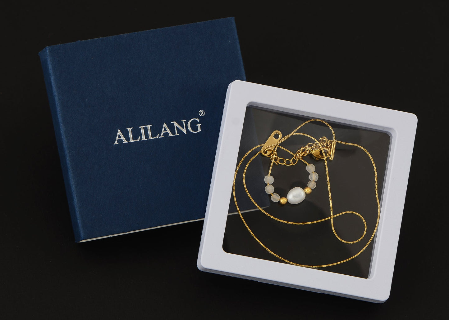 Pearl Pendant Necklaces for Women Dainty Gold Plated Chain Beach Necklace