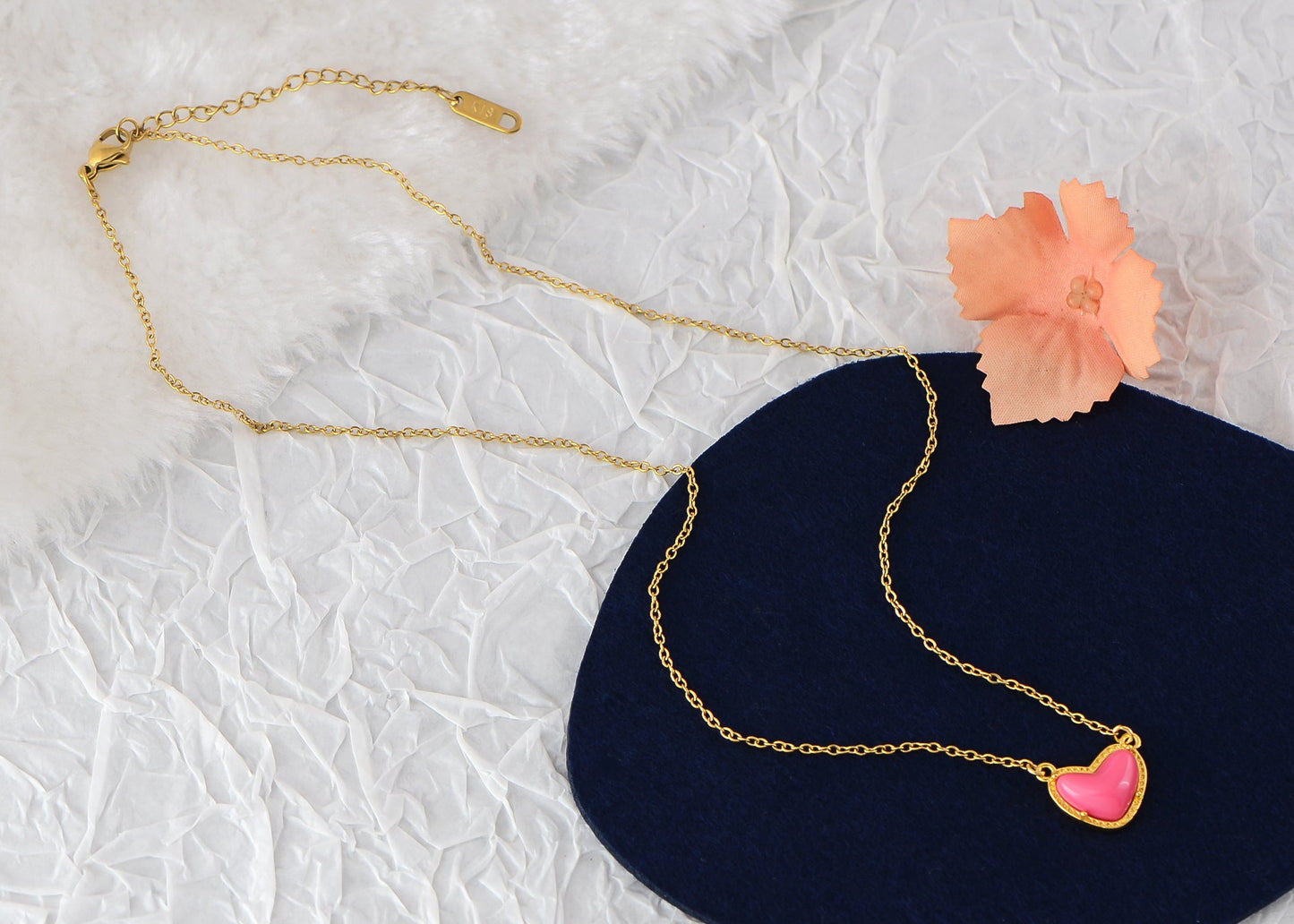 Golden Tone Love Heart Natural Stone Pendant Necklace Birthday or Christmas Jewelry for Women