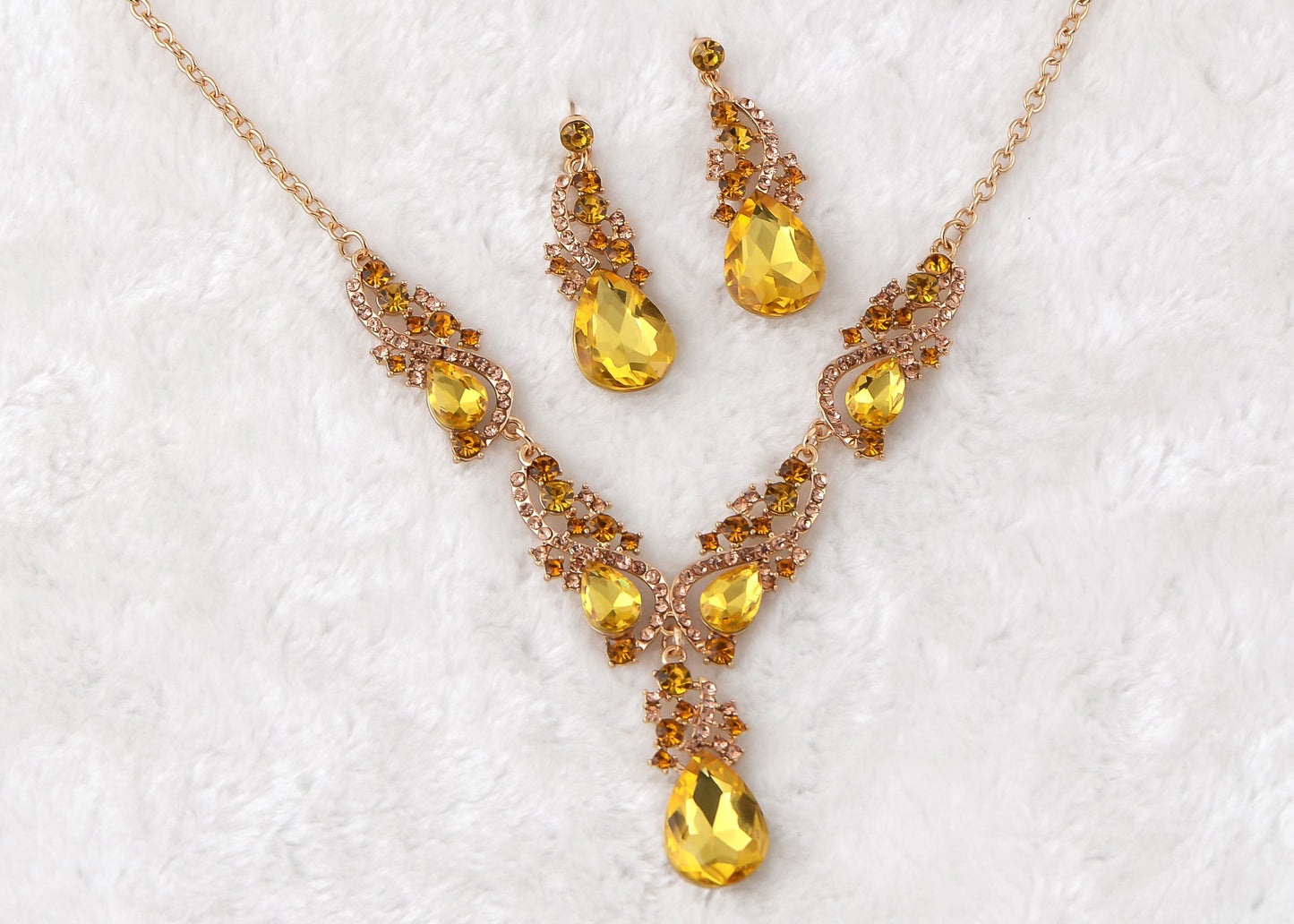 Elegant Crystal Bridal Necklace Earrings Set ¨C Rhinestone Wedding Party Costume Jewelry for Brides and Bridesmaids