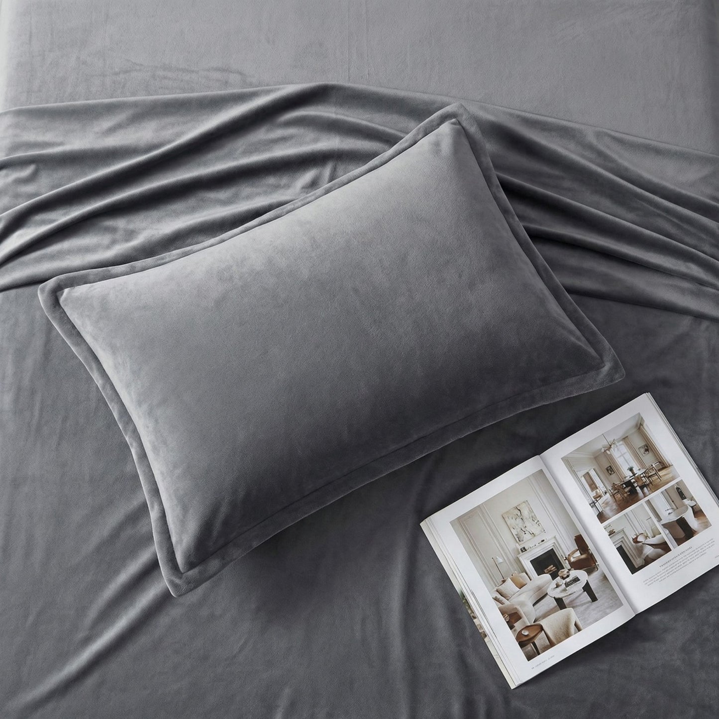 2-Pack Solid Pillowcases with Envelope Closure Decorative Sleep Cover Set 18.9x29in