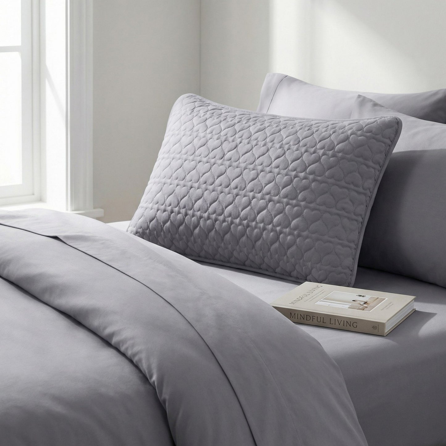 2-Pack Heart Quilted Pillowcases with Envelope Closure Decorative Sleep Cover Set 18.9x29in