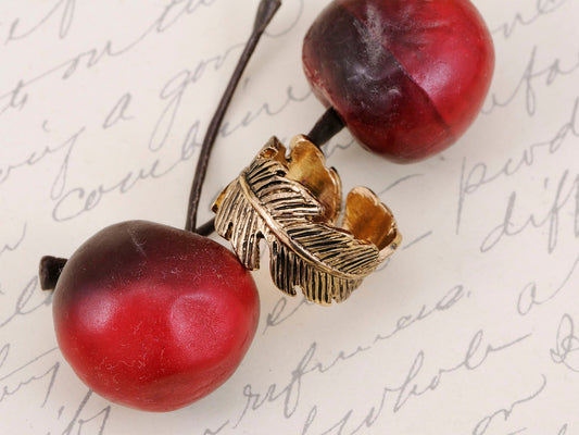 Autumn Wrap Around Veined Leaf Ring