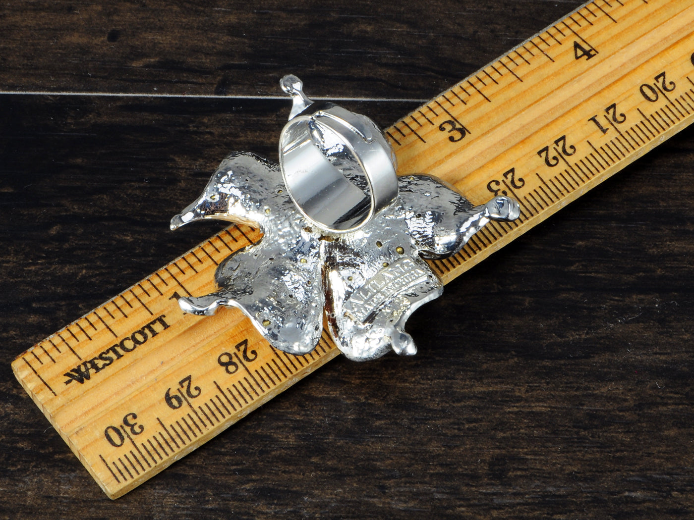 Impatiens Pink Rose Petals Flower Ring