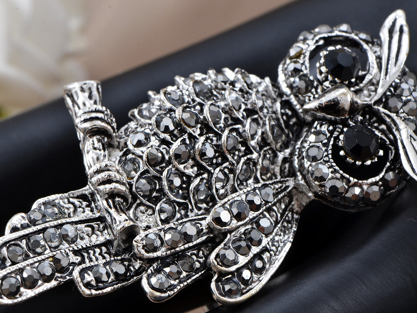 Jet Black Vintage Owl Big Eye Perch Silver Ust Ring