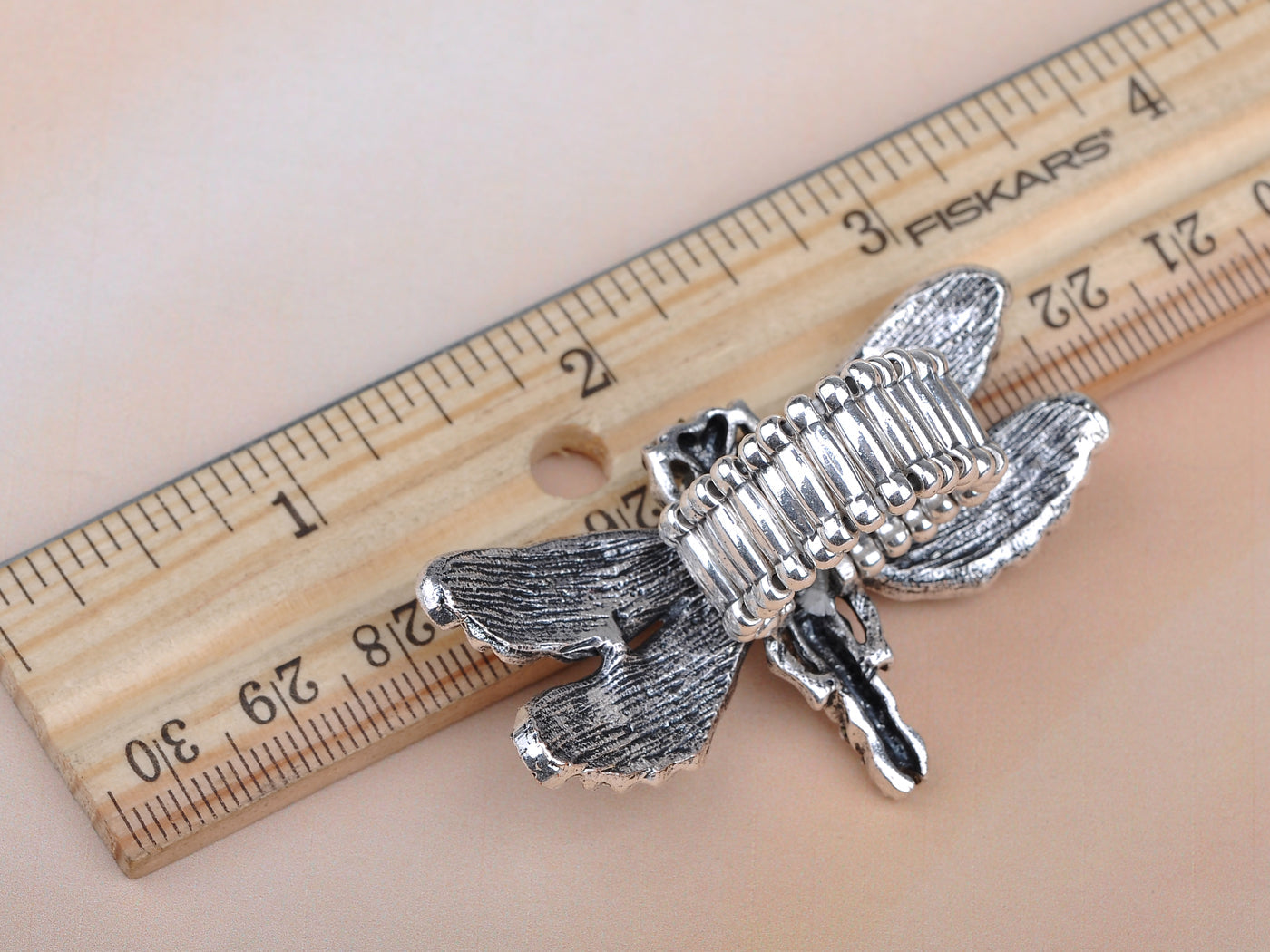 Giant Winged Dragonfly Bug Ring