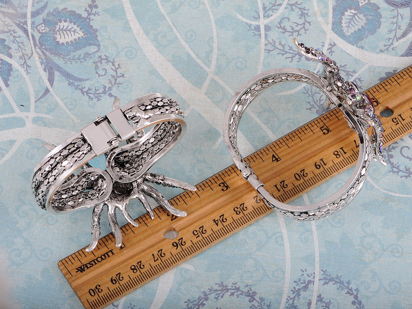 Spider Bangle Bracelet With Double Rhinestones