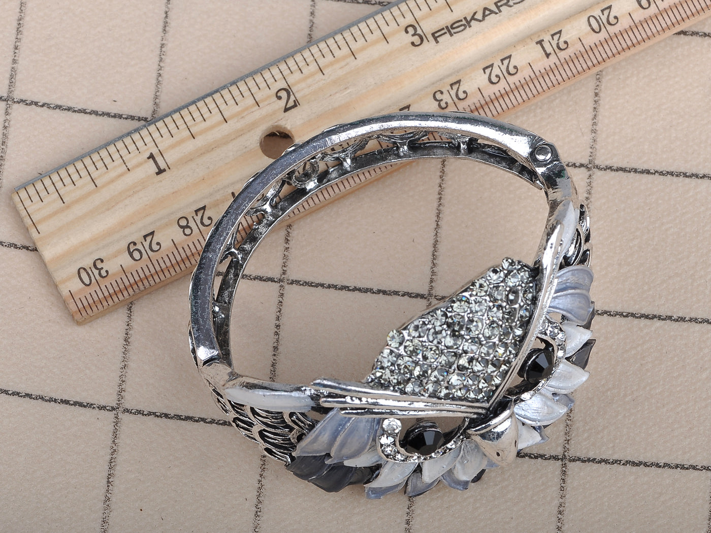 Ombre Grey Wise Owl Bird Face Head Bangle Bracelet