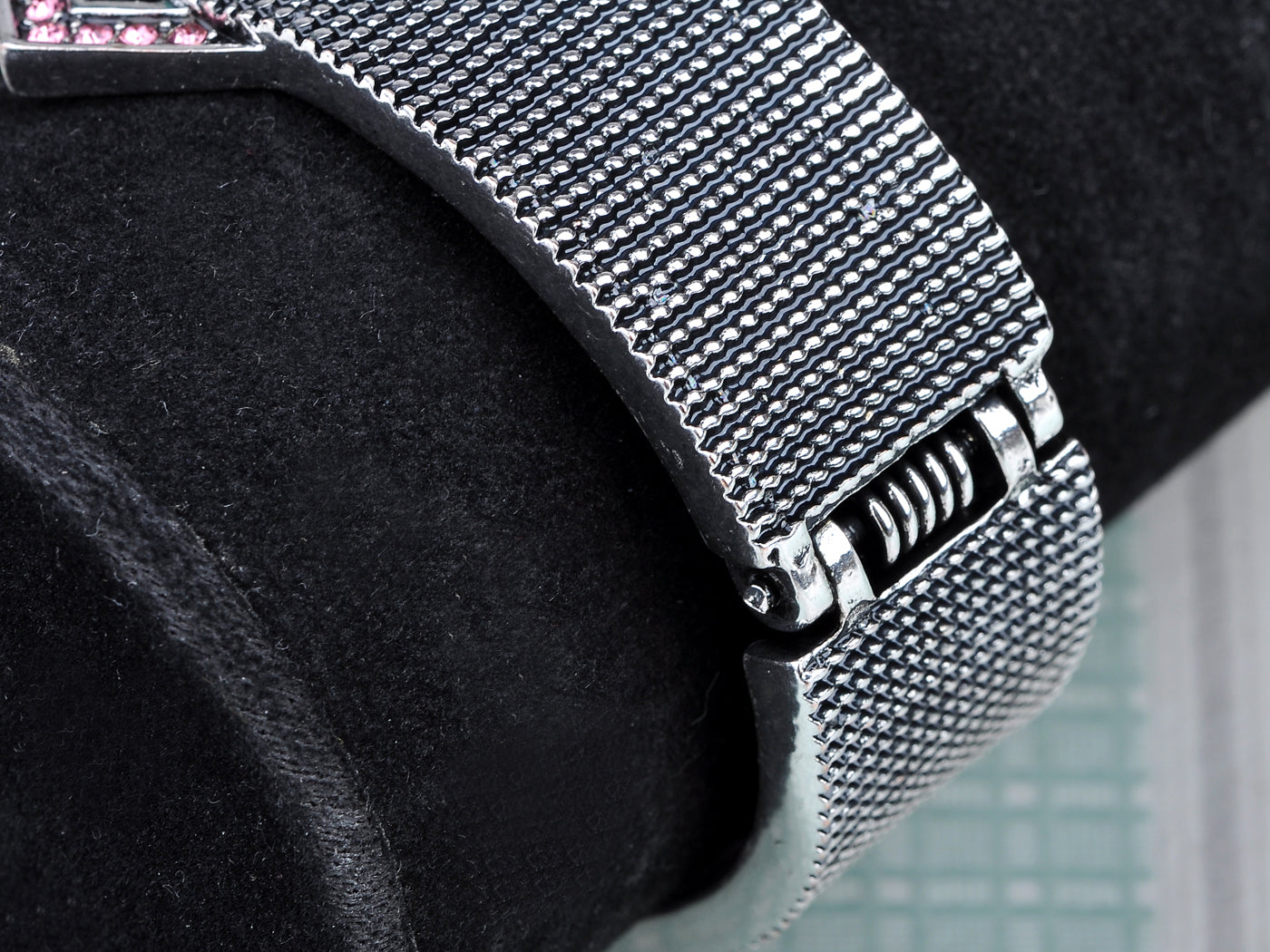 Dark Pink Heart Belt Buckle Bracelet