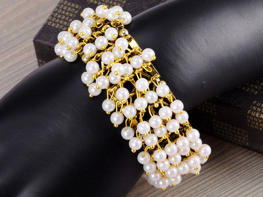 Pearl Embellished Linked Chain Bracelet